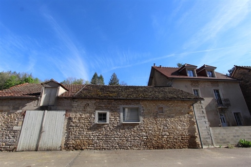 Dpt Côte d'Or (21), for sale La Bussiere Sur Ouche house P7 of 187 m², outbuildings, on 2094 m² of