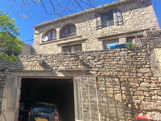 Dpt Gard (30), for sale Issirac T4 stone house with a total living area of approximately 90 m2 with