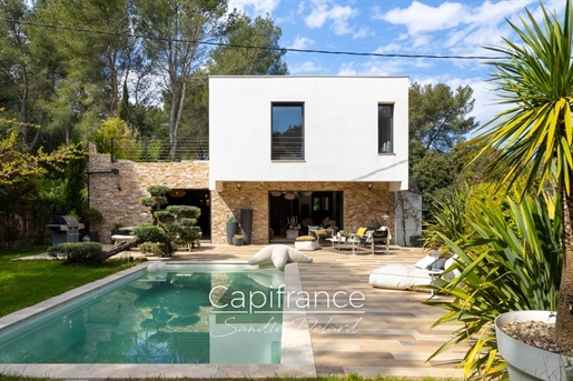 Roquefort la Bedoule 13830 - Magnificent Contemporary Villa 6 Rooms 220m2 - Land 1 137 m²