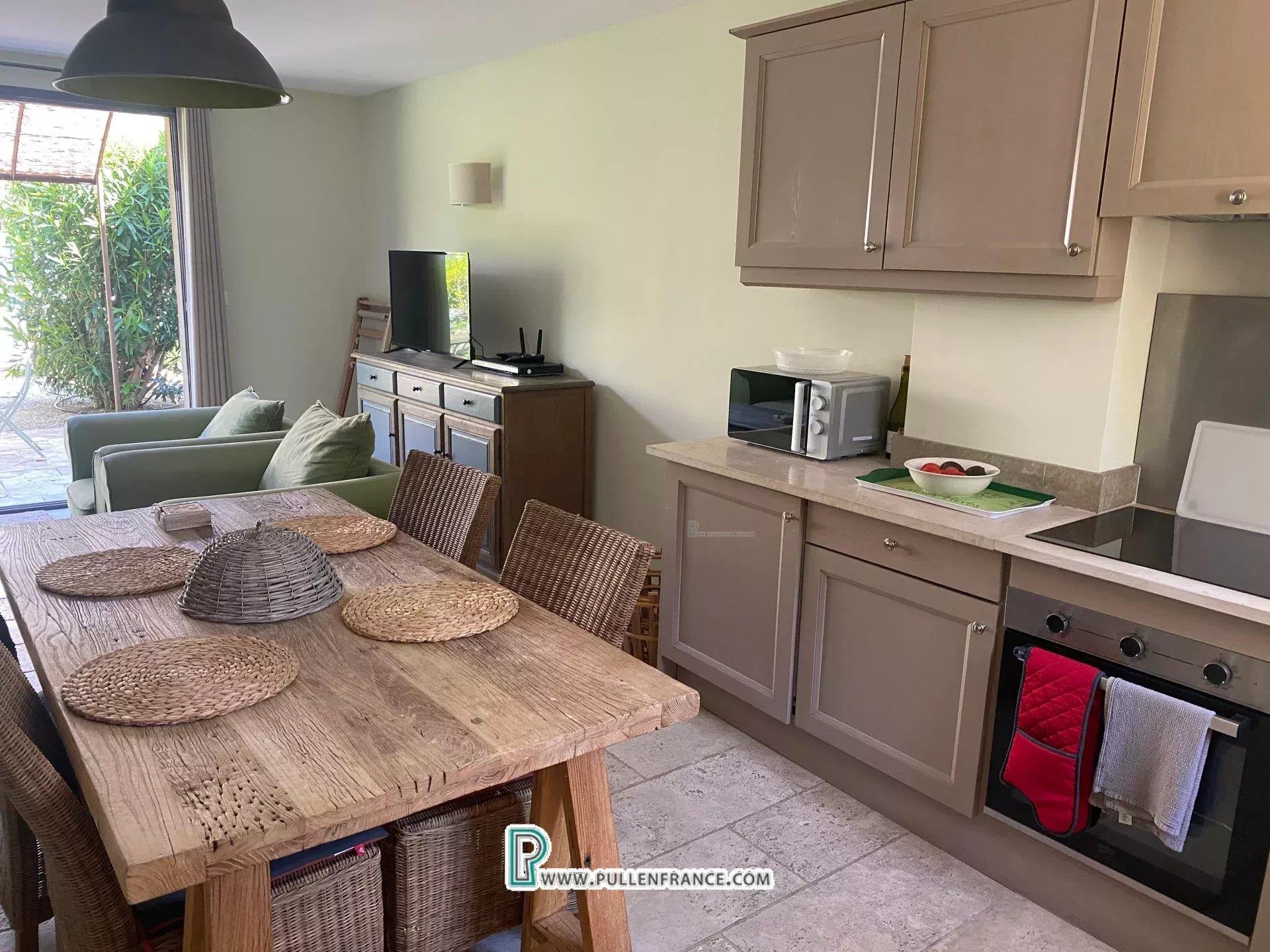 Charming 2 bed stone house in Corbieres resort village