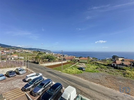 Apartment with 3 Rooms in Madeira with 145,00 m²