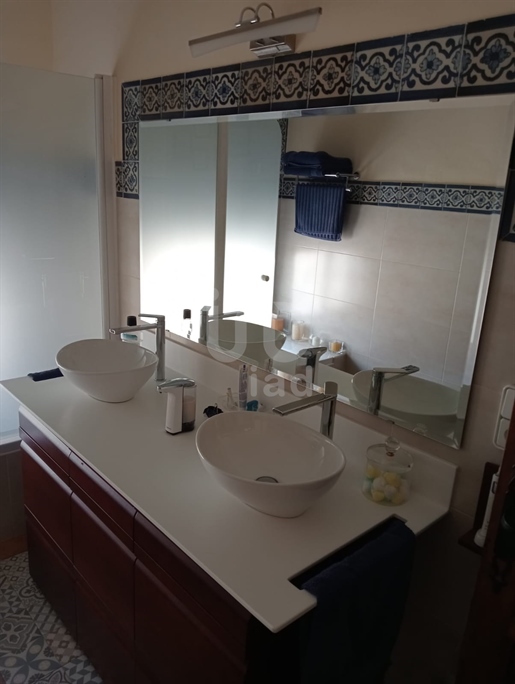 Apartamento 4 dormitorios - 218.00 m2