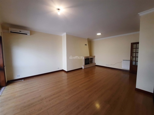 Cumpărare: Apartament (3700)