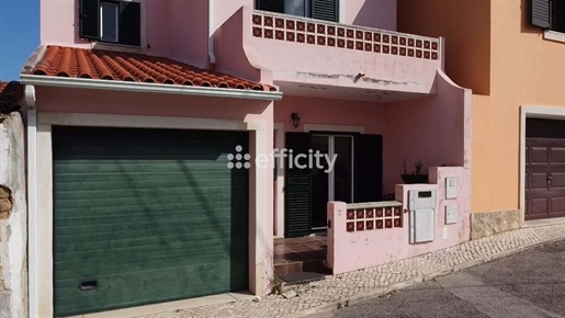 3 bedroom villa with garage, and 2 more plots beside, Lisboa district, municipality of Cadaval