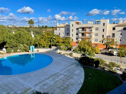 Cozy 1-Bedroom Apartment in a Prime Area of Albufeira