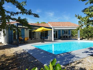 Single storey villa in Assignan (South of France)