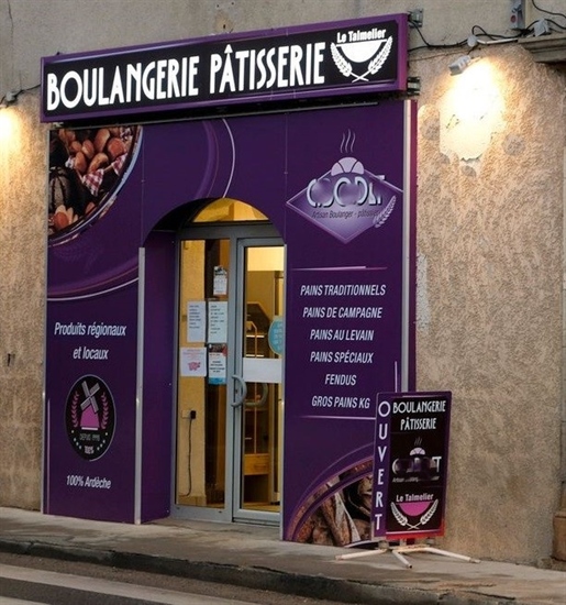 Business Of The Croissant - Ardèche