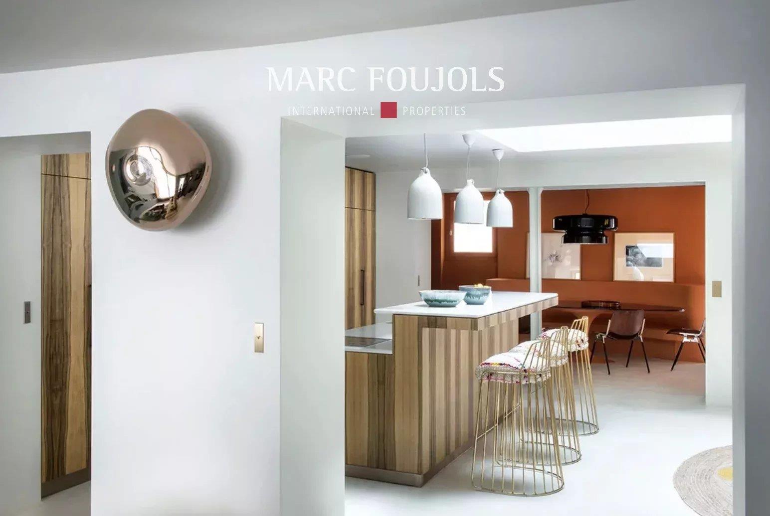 Paris Xvii Ternes Poncelet: Gemischtes Loft auf 3 Ebenen mit Terrasse