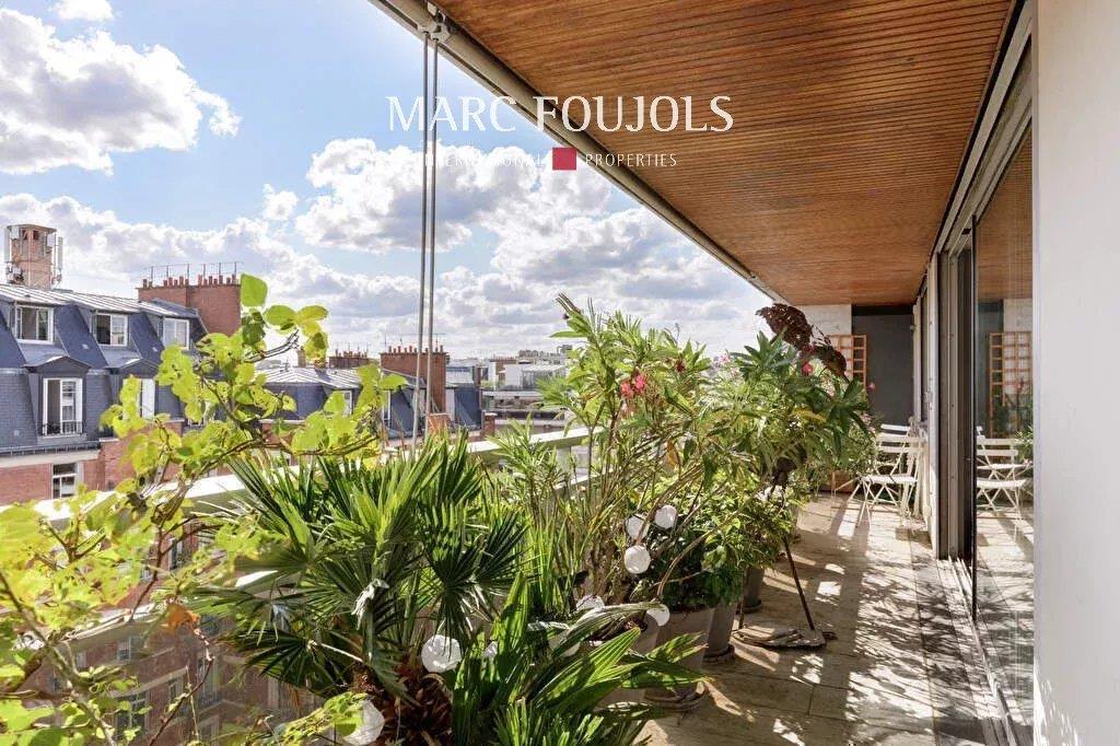 Paris 16 Auteuil Nord : Duplex 4 Schlafzimmer - Terrassen - Parkplatz