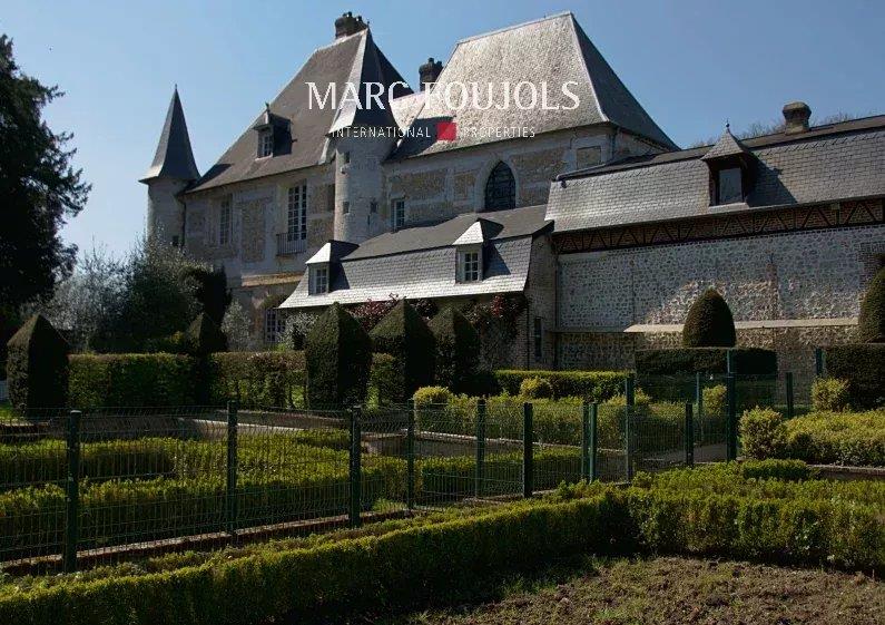Château du Plessis – Normandy Estate of Historical Grandeur in Pont-Audemer, France