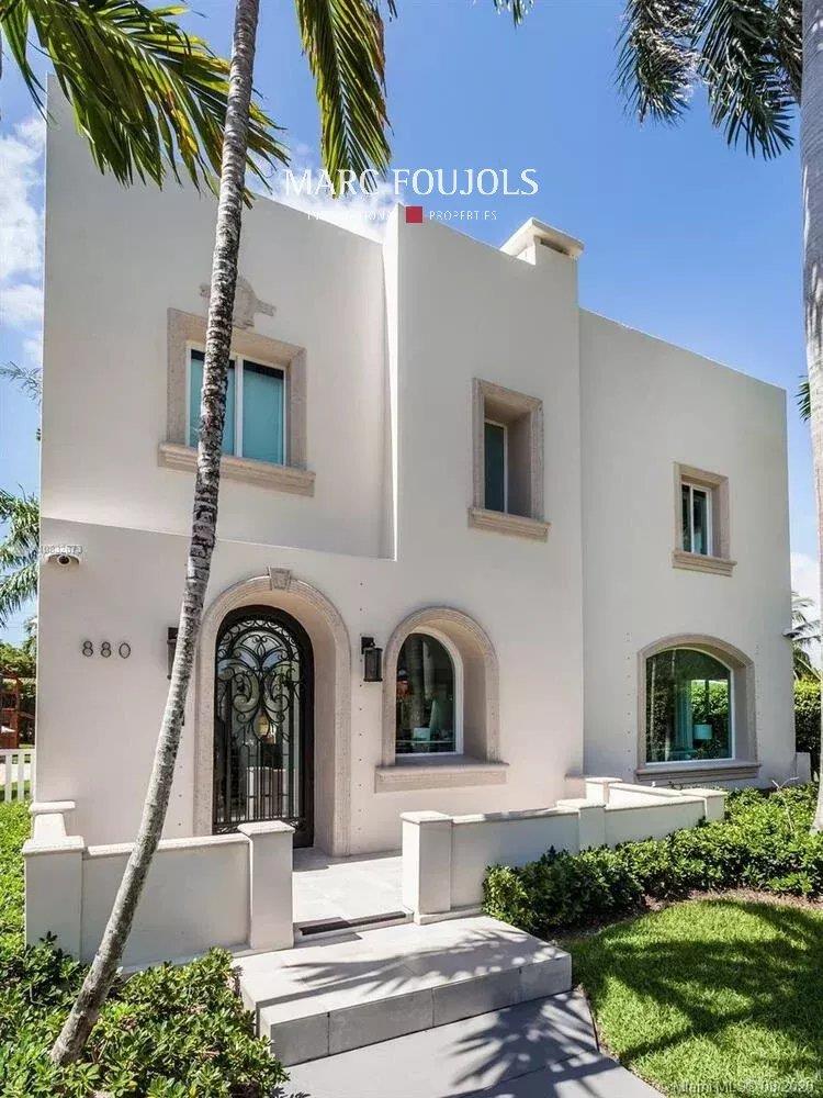 Charming Art Deco property