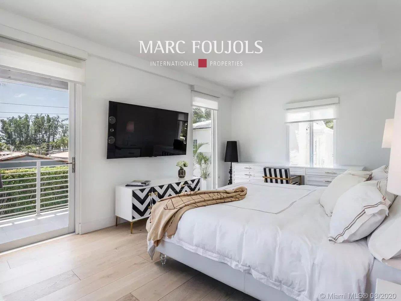 Charming Art Deco property