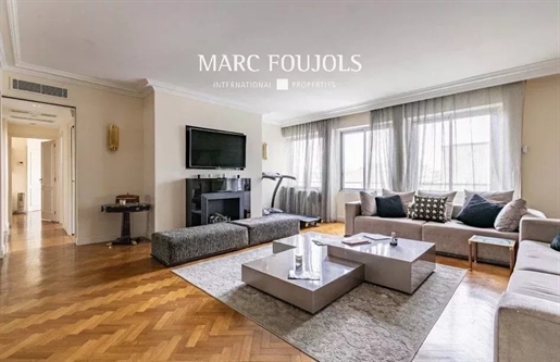 Cumpărare: Apartament (75008)
