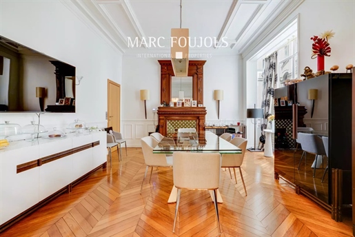 Paris Xvii Parc Monceau - appartement familial et de reception 251 m²