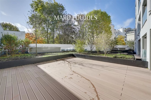 Breteuil / Segur - Duplex en rez-de-jardin avec 136m² d'extérieur plein Sud