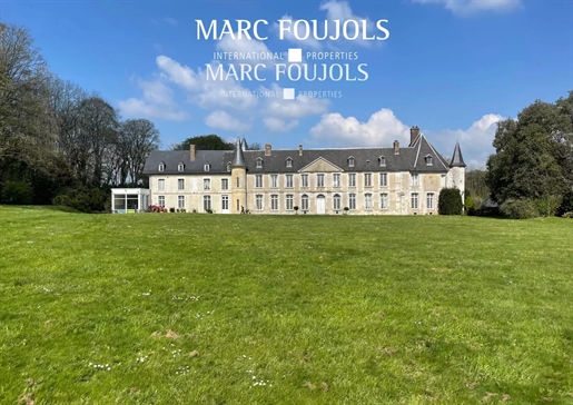 Classified 'Mh' Château Bouquelon, 19 rooms, 1400 m2