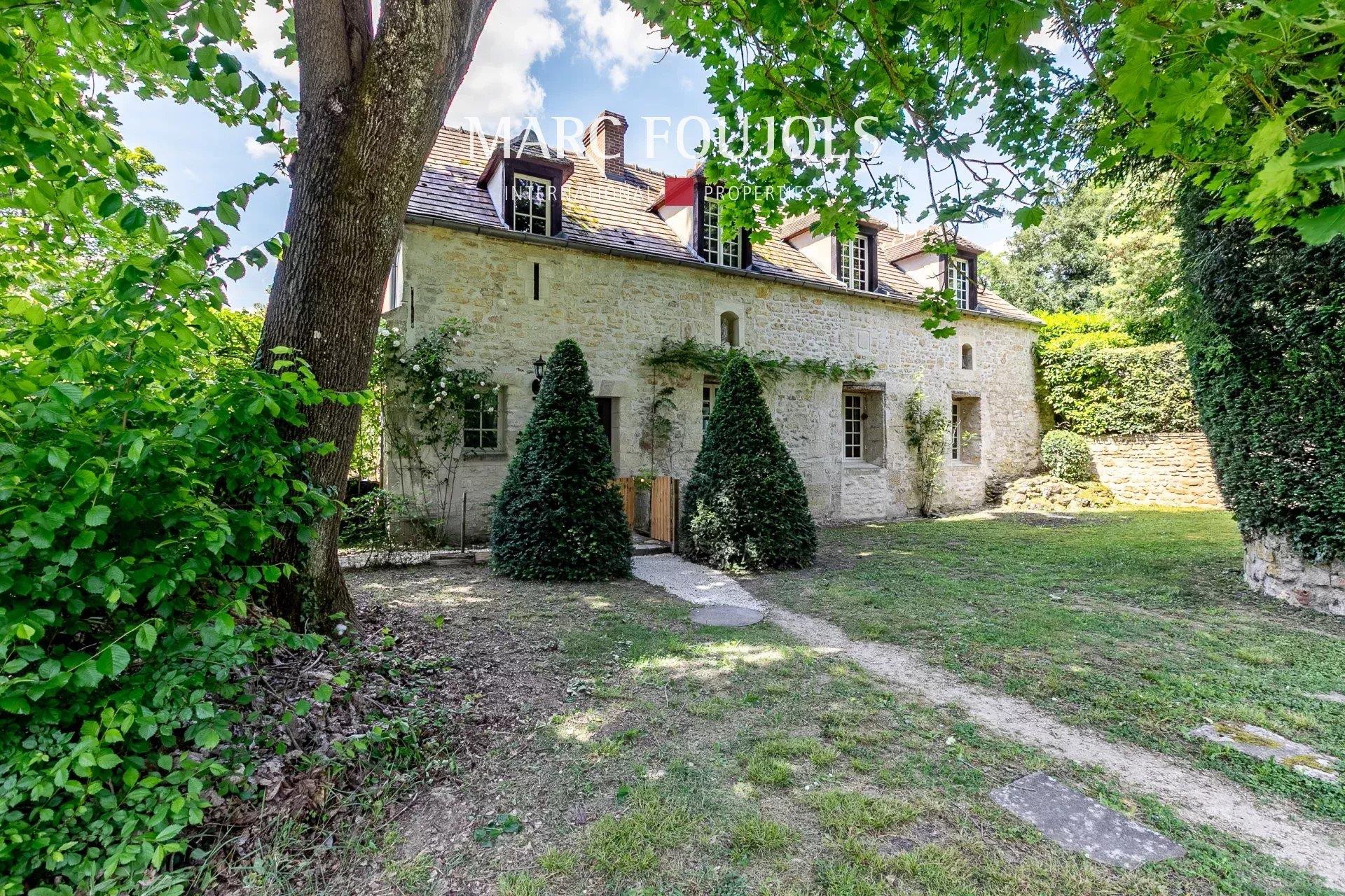 Rare for sale – Real estate complex in perfect condition with great potential