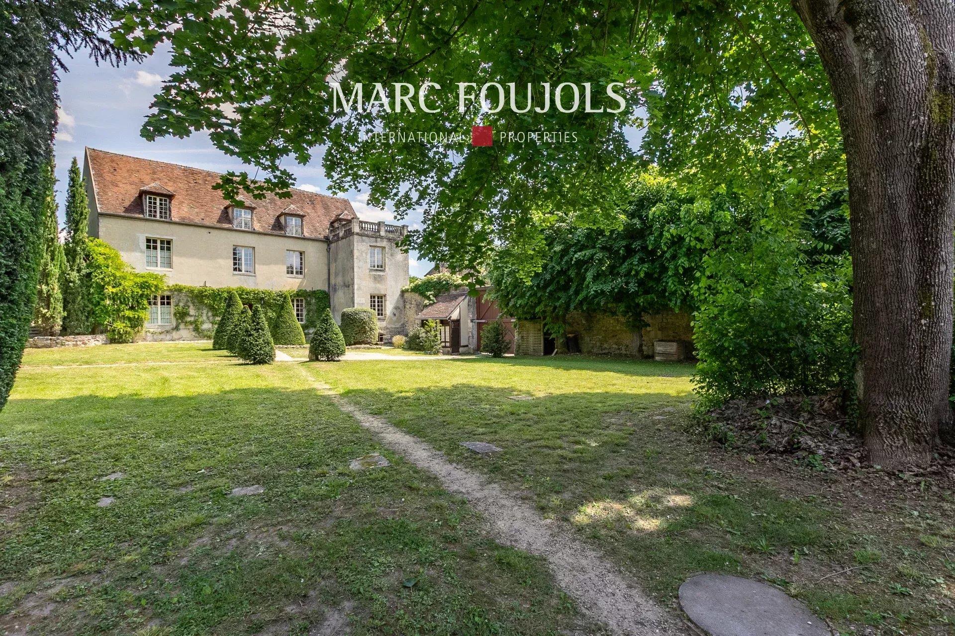 Rare for sale – Real estate complex in perfect condition with great potential