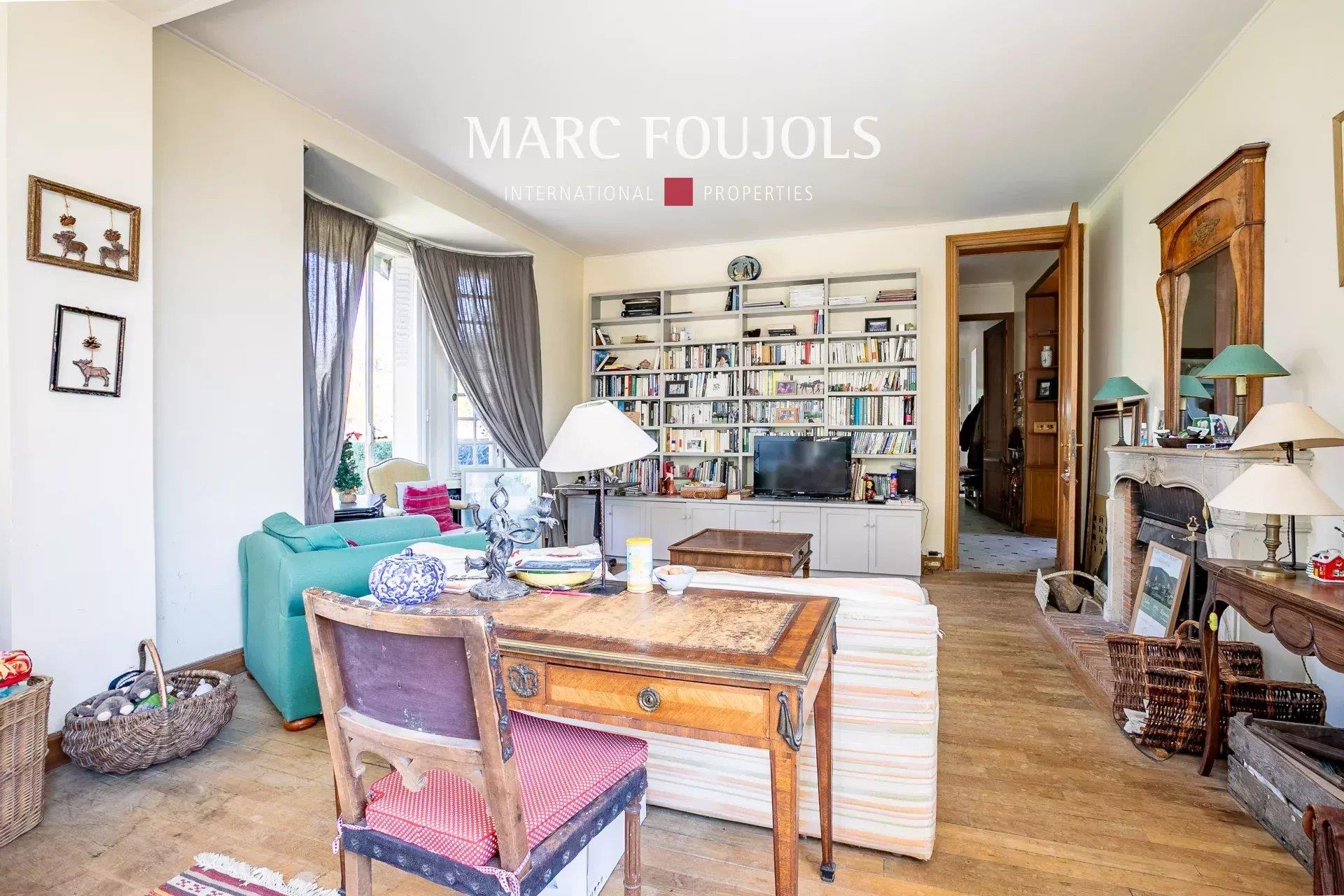Chantilly Train Station Property 8 Bedrooms