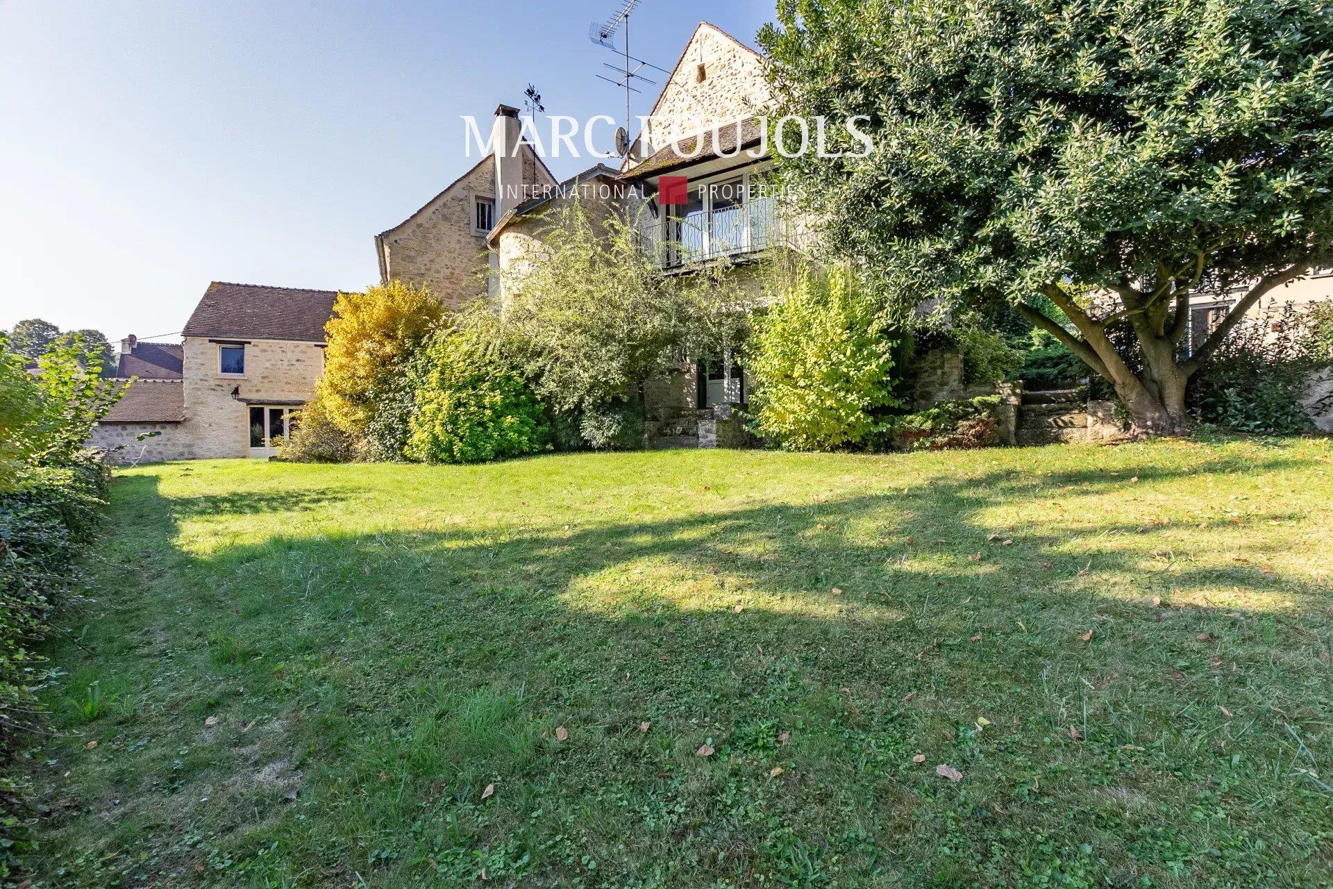 Old house - Stone property