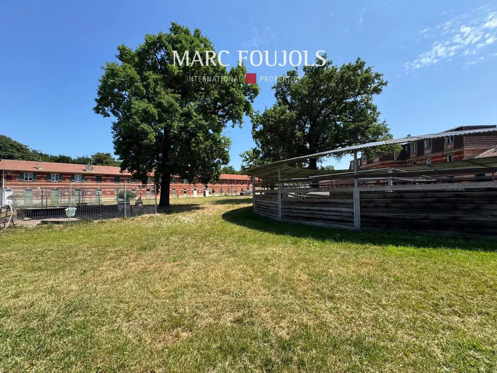 Professional Equestrian Facility – Chantilly