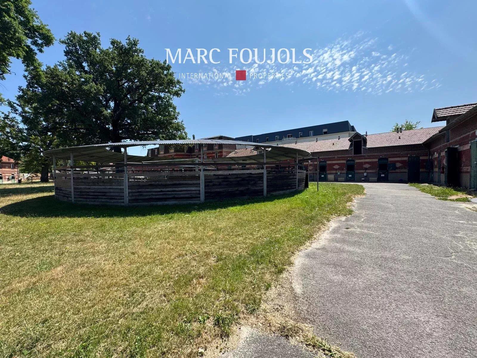 Professional Equestrian Facility – Chantilly