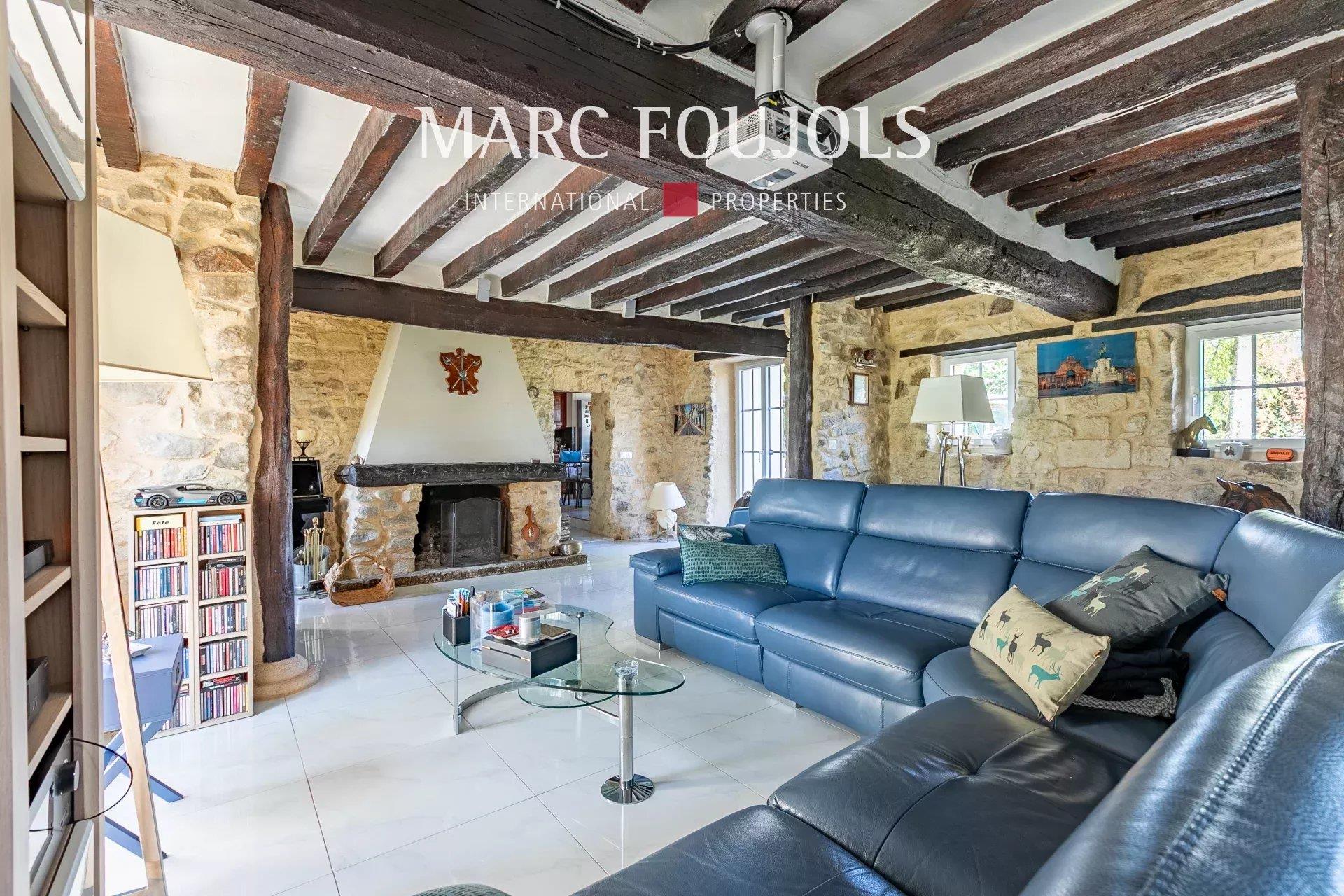 House near Senlis