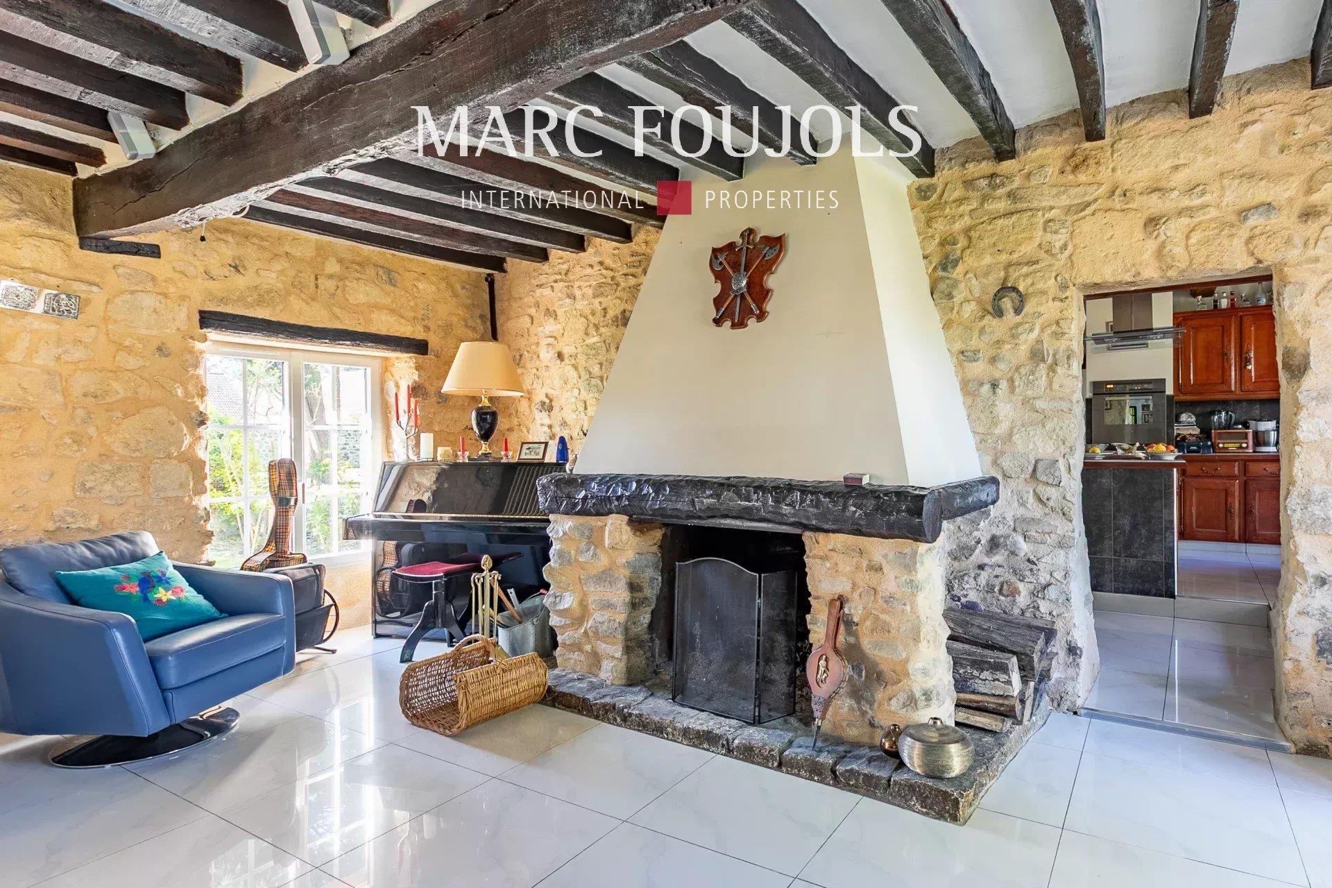 House near Senlis