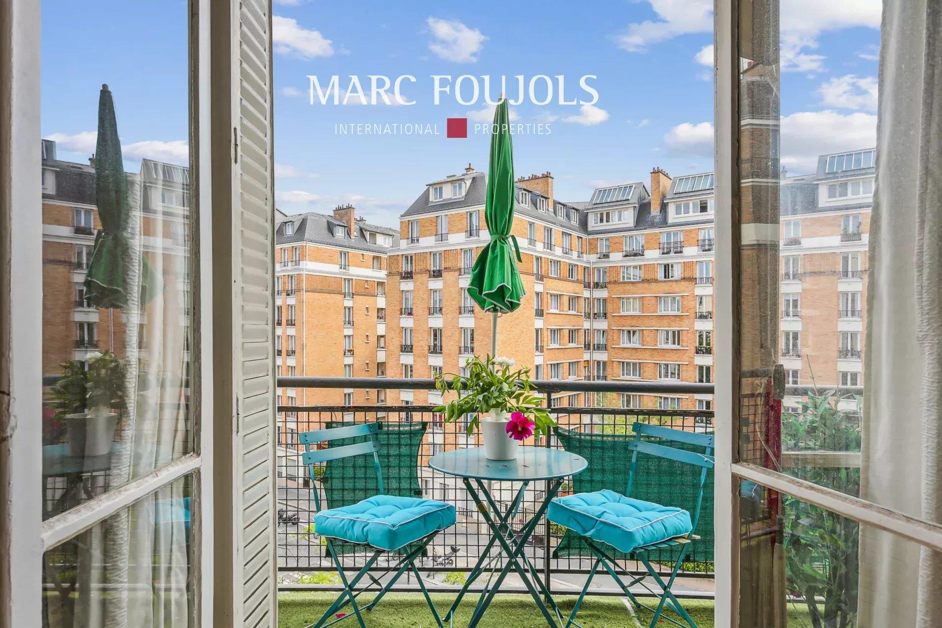 Paris Xvi Auteuil Sud : Pleasant 93 m² family apartment with balcony