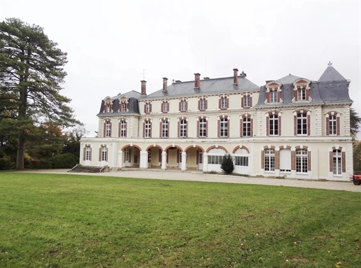 Château Fontainebleau 45 Zimmer 2850 m² auf 12.5ha