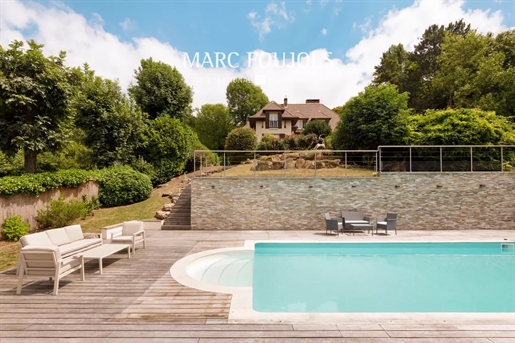 Bougival (78) - Family house with swimming pool