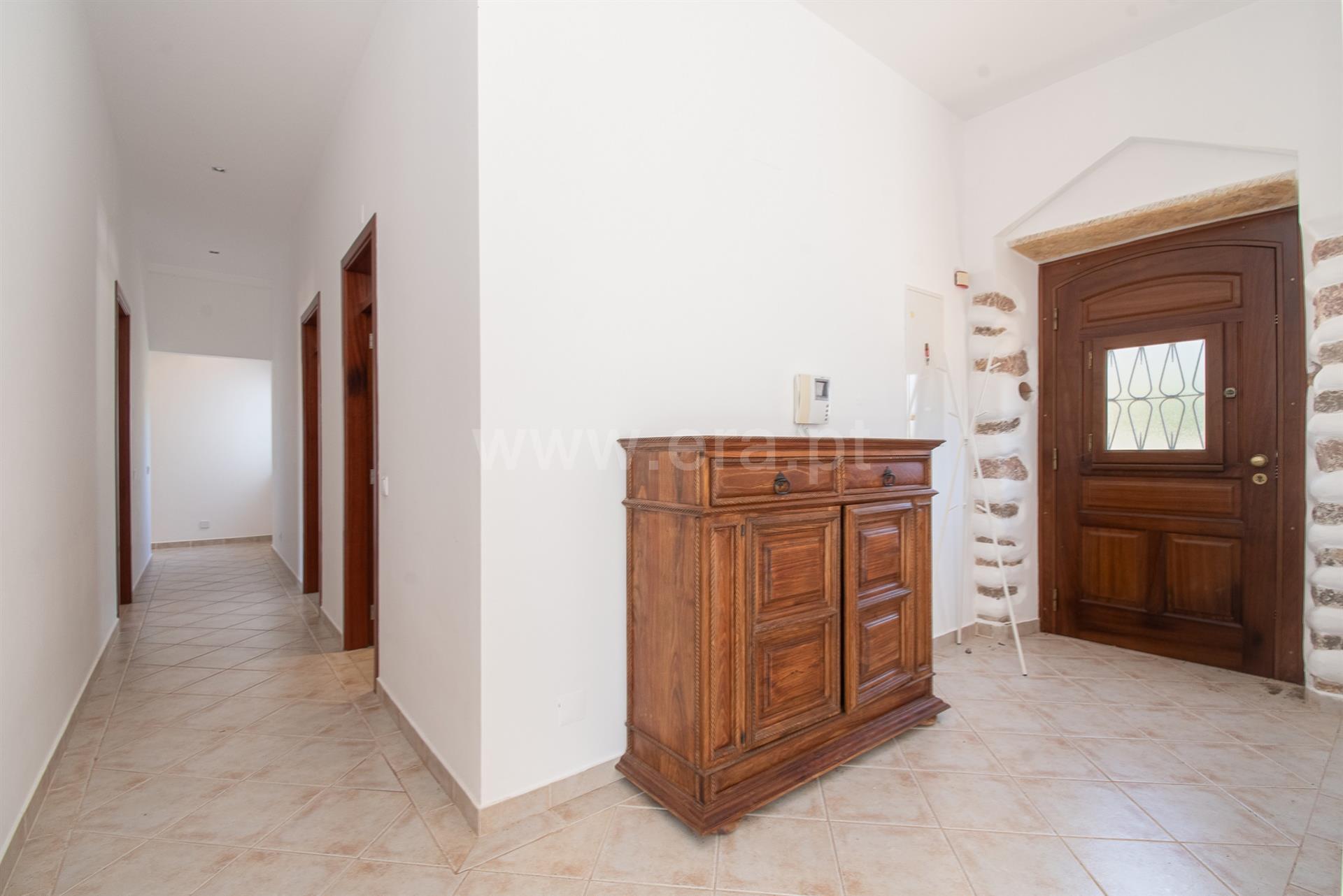 Detached house with 4 bedrooms, São Brás de Alport