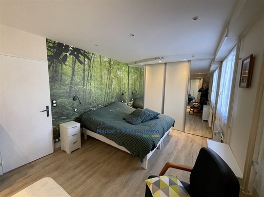 Te koop: Gerenoveerd 4-kamer appartement in het centrum van Mâcon