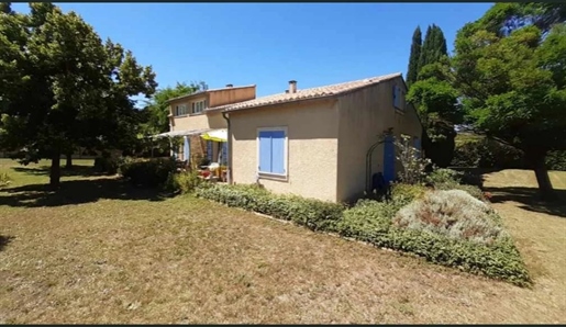 Beautiful Provençal Farmhouse at the Foot of Mont Ventoux