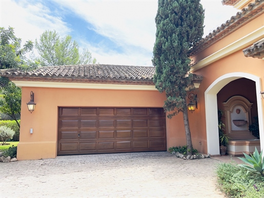 Villa in Altos Reales, Spain for sale