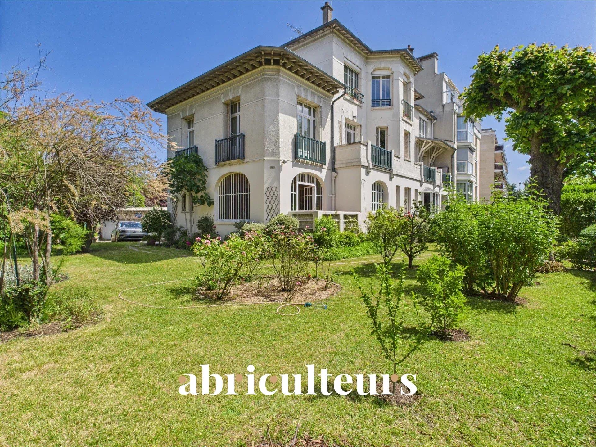 Large T6 of 165m² with sublime garden - Saint-Mandé / Lac Daumesnil - Paris 12