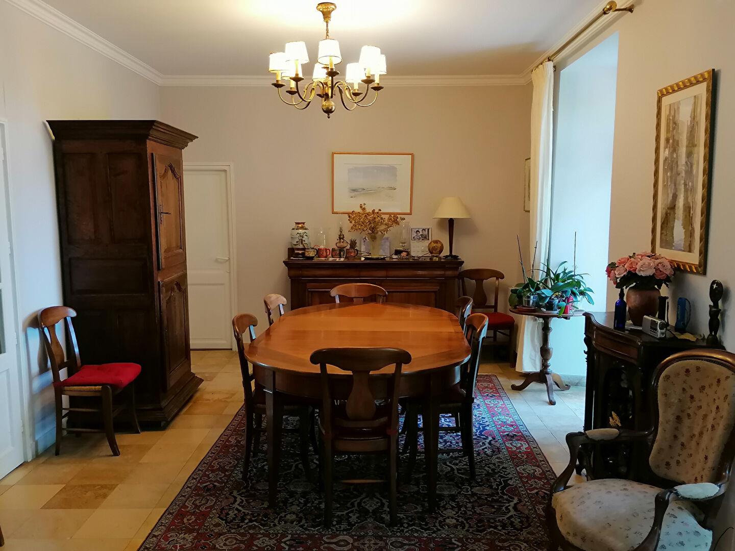 Prestigiosa residencia a las puertas de Villeneuve sur Lot