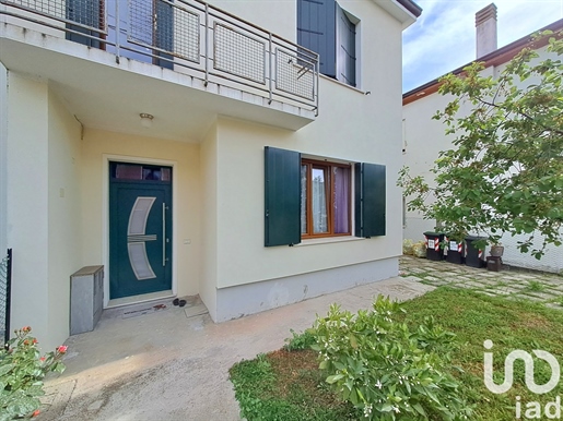 Maison individuelle / Villa à vendre 180 m² - 4 chambres - Rovigo