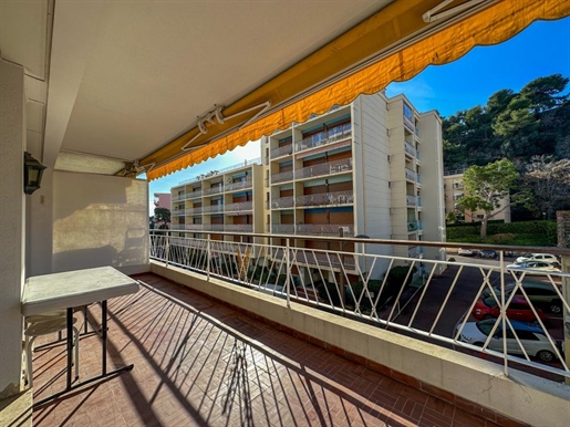 Sale: apartment F3 (69.35 m² Carrez) in Roquebrune Cap Martin