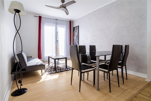 Two-Room Apartment 51 m² City Center
