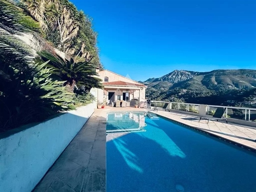 Menton - Villa Con Piscinamentone - Villa Ristrutturata - Piscina