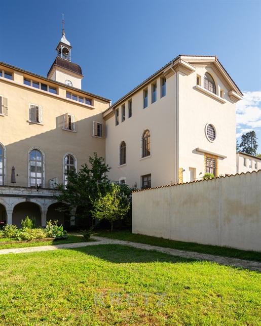 Appartement dans une ancienne abbaye réhabilitée