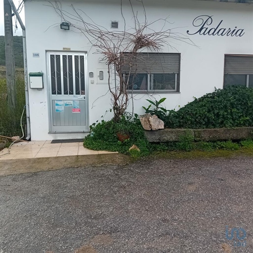 Home / Villa with 4 Rooms in Bragança with 136,00 m²