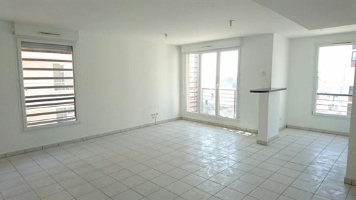 Sale 3 room apartment in the Gare Nîmes district