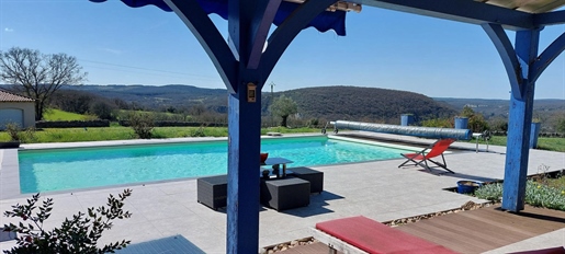 Ein herrliches atypisches Quercy mit Swimmingpool in einer traumhaften Umgebung!