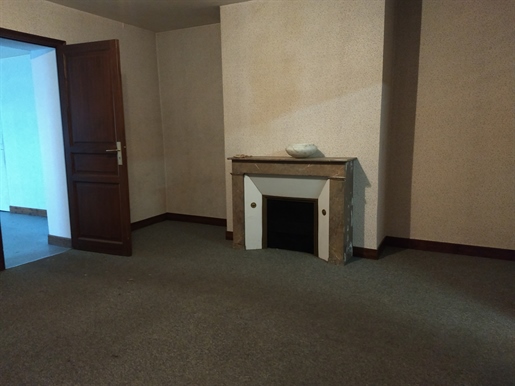 Beautiful town house to finish renovating with great potential.