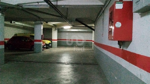 Parkplatz / Garage / Box 1 Schlafzimmer - 33.00 m2