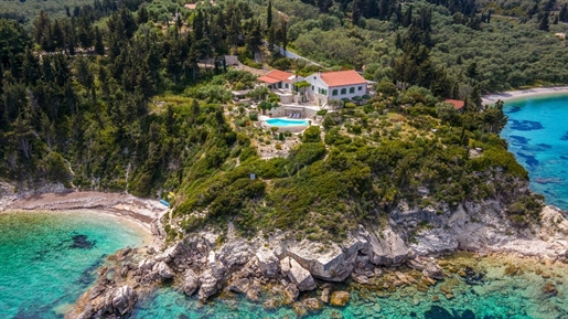 Emerald Bay a stunning seafront property at Paxos