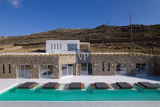 Gemini A Mykonian Villa of Luxury Living on Ftelia Beach