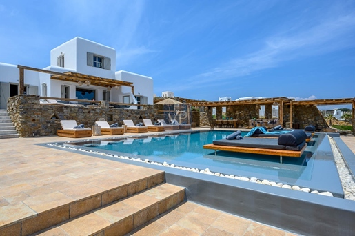 Villa Ostraco: A Premium Villa with Unparalleled Views in Mykonos